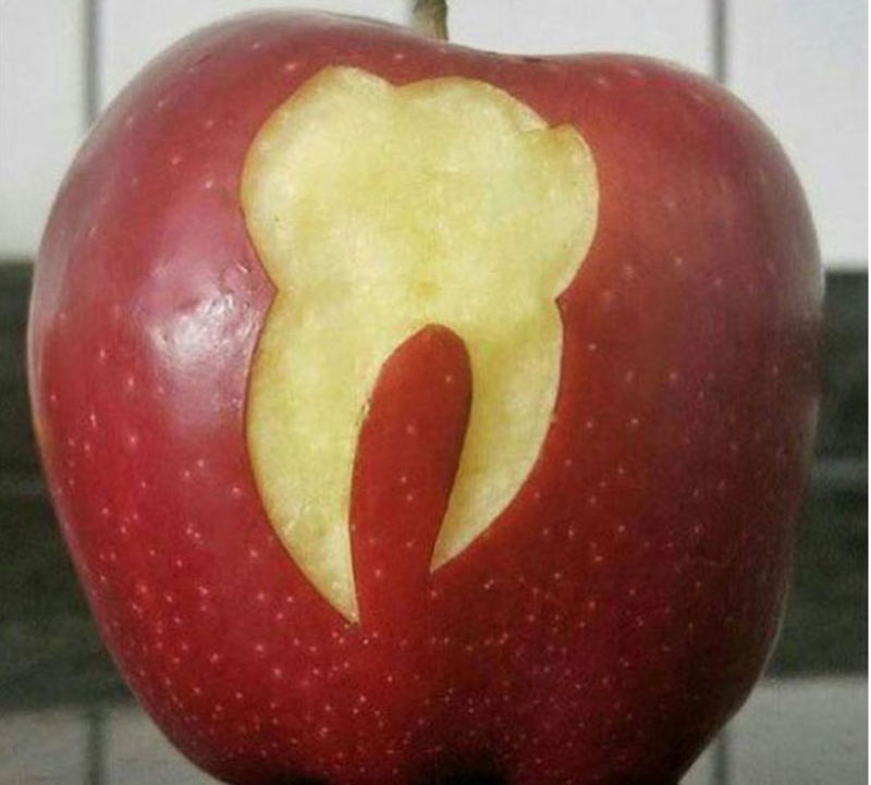 О вреде яблок для зубов